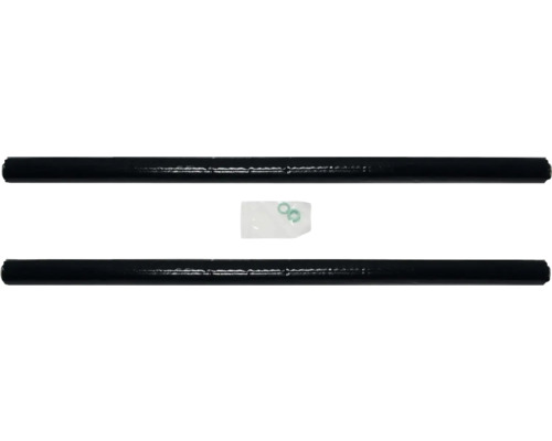 Zwei schwarze Heizkörperrohre und Dichtungsringe in einer Verpackung