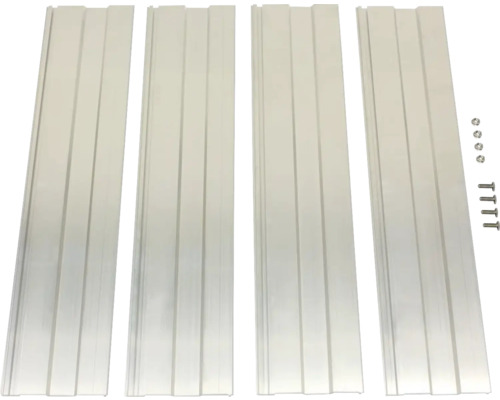 Vier Aluminiumprofile mit Schrauben zur Montage