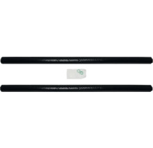 Zwei schwarze Installationsrohre mit Zubehör