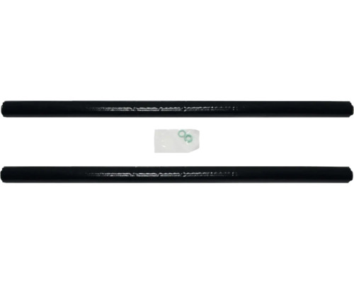 Zwei schwarze Installationsrohre mit Zubehör