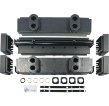 Heizkörperanschluss-Set mit verschiedenen Bauteilen wie Dichtungen, Verschraubungen und Halterungen