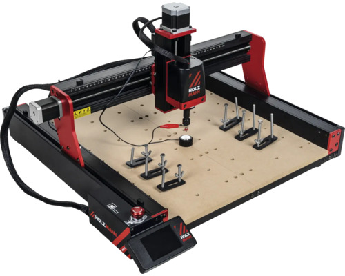 Holzmann CNC-Portalfräse mit Spannvorrichtungen auf einer Werkbank