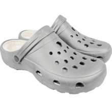 Paire de sabots gris en plastique avec doublure