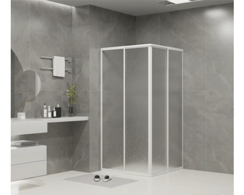 Badezimmer mit Duschkabine, Waschtisch und Handtuchhalter