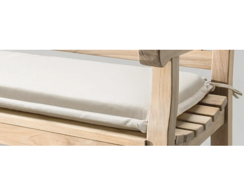 Vue détaillée d''un banc de jardin avec coussin d''assise