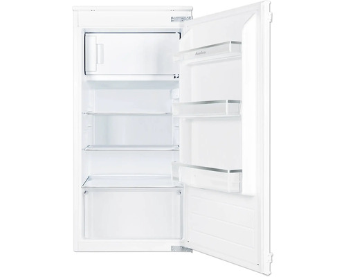 Geöffneter Kühlschrank mit Glasböden und Türablagen