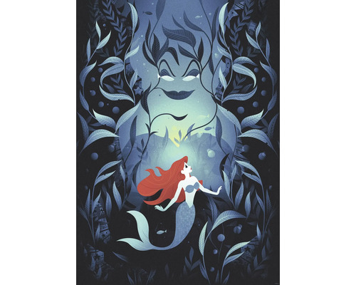 Illustration d''une sirène sous la mer avec une grande silhouette en arrière-plan