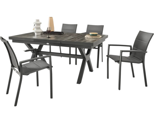 Gartentisch mit vier Stühlen für den Aussenbereich