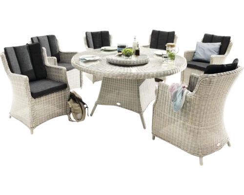 Gartensitzgruppe mit rundem Tisch und sechs Korbsesseln mit Polstern