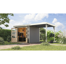 Maison de jardin en bois avec extension et portes ouvertes dans le jardin