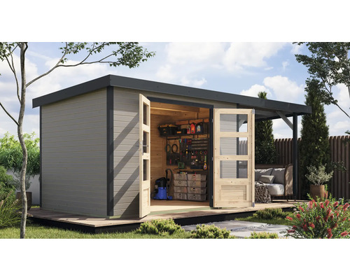 Abri de jardin avec portes doubles ouvertes et terrasse couverte avec des sièges