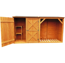 Holzschuppen mit Regalen und Holzlager