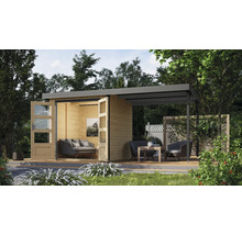 Maison de jardin moderne avec terrasse couverte, structure en bois et sièges extérieurs