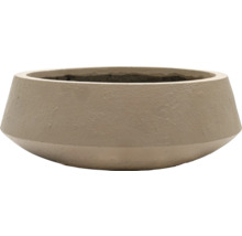 Pot de fleurs en béton