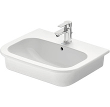 Lavabo en céramique avec robinet