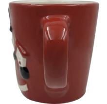 Mug en céramique rouge avec anse