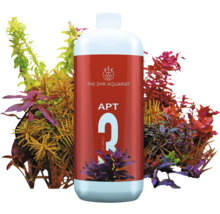 APT Complete Aquariumdünger vor Wasserpflanzen