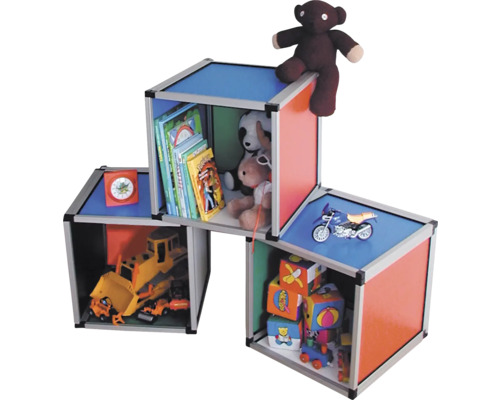 Kindermöbelregal mit Spielzeug, Büchern und Stofftieren
