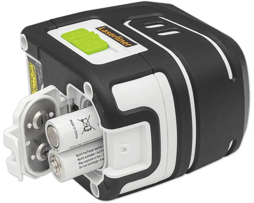 Niveau laser croix Laserliner avec compartiment à piles ouvert