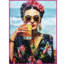 Peinture d''une femme avec des fleurs dans les cheveux et des lunettes de soleil, tenant une boisson