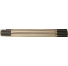 Mètre pliant en bois replié