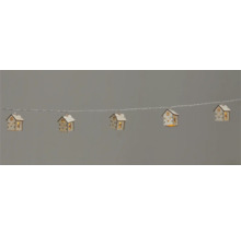 Guirlande lumineuse avec maisons en bois comme décoration