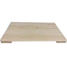 Panneau de bois avec pieds