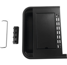 Accessoires noirs pour un barbecue.