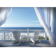 Terrasse mit zwei Gartenstühlen und Meerblick