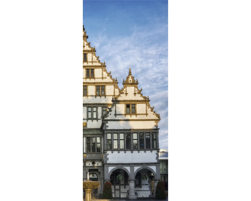 Panneau mural de douche SCHULTE Decodesign Rathaus Paderborn 255 x 100 cm droite D190102523 8128 Bâtiment historique avec architecture à pignons à redents et une fontaine au premier plan