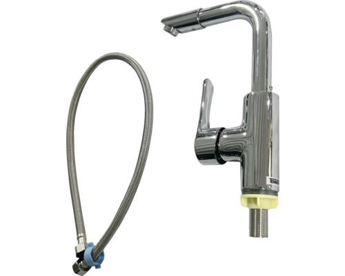 Robinet avec tuyau de raccordement