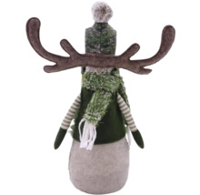 Elan décoratif avec bonnet et écharpe comme décoration de Noël