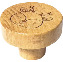 Bouton de meuble en bois avec motif de cerf
