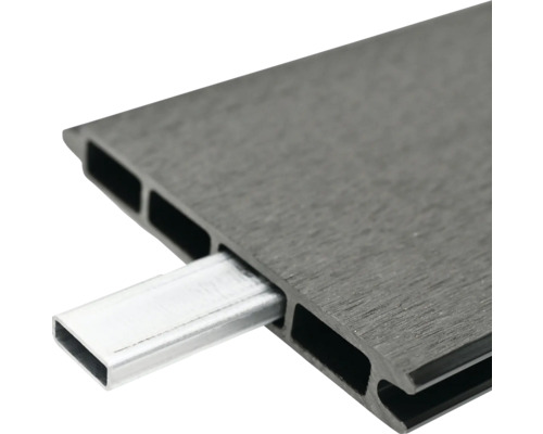 WPC-Terrassendiele mit Metallverstärkung