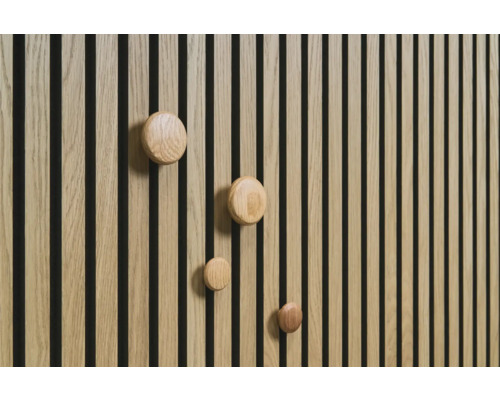 Panneau en bois avec quatre crochets ronds en bois