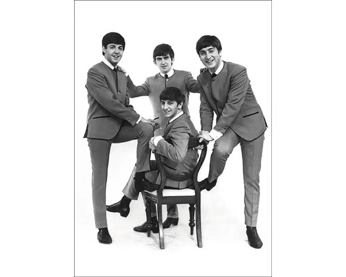 Die Beatles posieren in Anzügen für ein Foto
