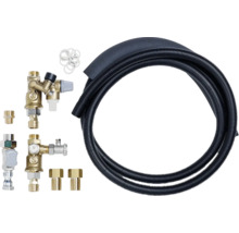 Baugruppe mit Messingventilen und einem Wellrohr