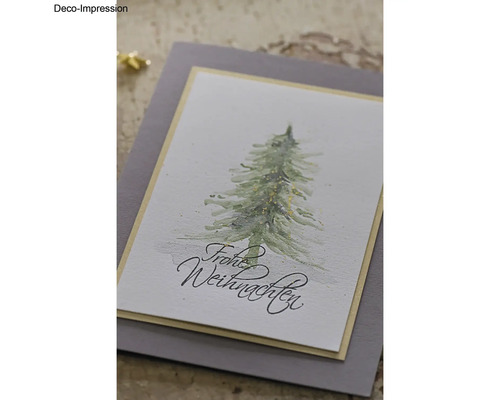 Carte de Noël décorative avec sapin et les mots Joyeux Noël.
