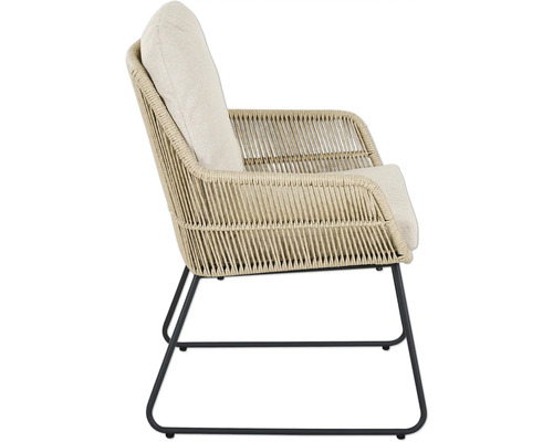 Geflochtener Sessel mit Kissen und Metallgestell