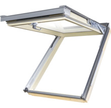 Fenêtre de toit ouverte pour la ventilation et la lumière naturelle