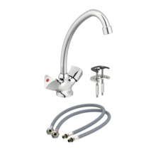 Robinet de cuisine avec accessoires