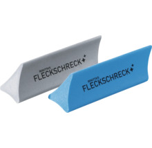 Zwei Reinigungsschwämme mit der Aufschrift Rokittas Fleckschreck