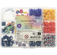 Kit de perles pour garçons dans une boîte de tri avec différentes formes de perles