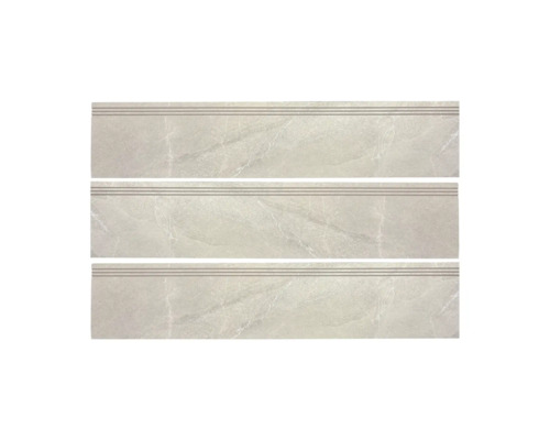 Drei Steintreppenstufen mit marmorähnlicher Textur