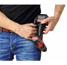 Akkuschrauber am Gürtel mit Halterung