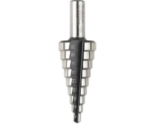 Stufenbohrer aus Stahl mit Größenmarkierungen