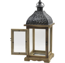Lanterne décorative en bois et verre avec porte ouverte.