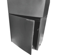 Boîte aux lettres avec porte ouverte