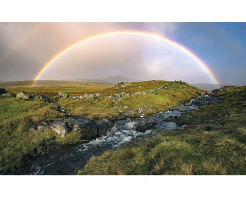 Papier peint panoramique intissé SHX9-017 Coloured Faeroer 9 pces 450 x 280 cm Paysage avec ruisseau, pierres et arc-en-ciel