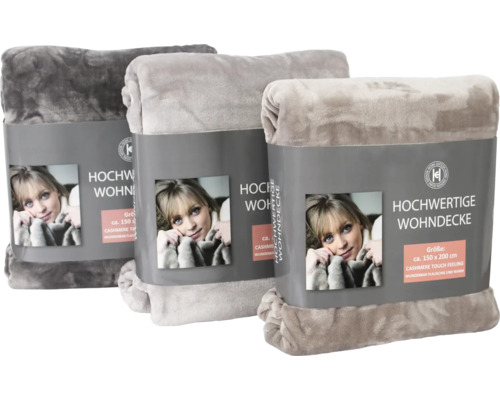 Trois plaids douillets, chacun emballé